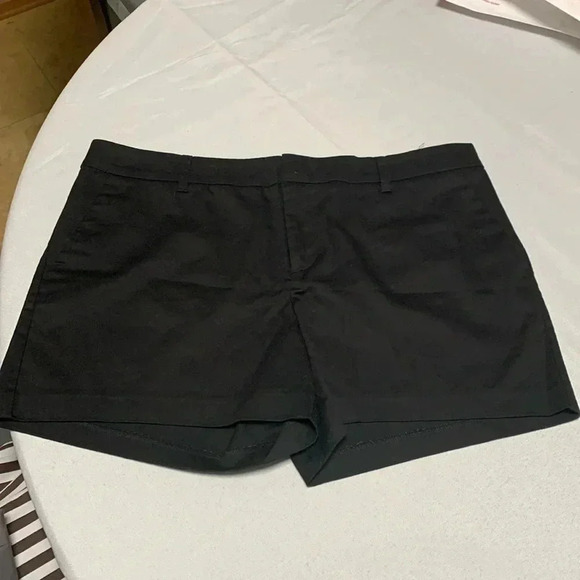 VENUS Pants - VENUS Women’s Shorts,NWOT.
